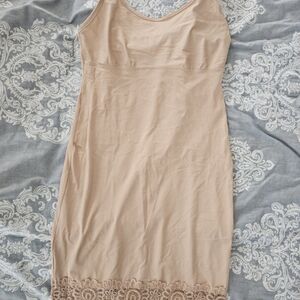 Vanity Fair Beige and Gray Garment